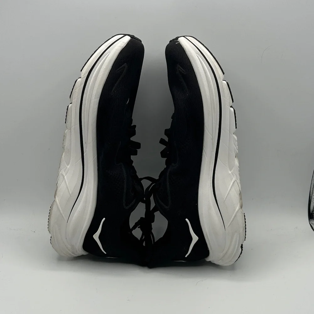 Hoka Clifton 10 Womes 9B Black and White Athletic Sneakers S22 - Picture 6 of 8